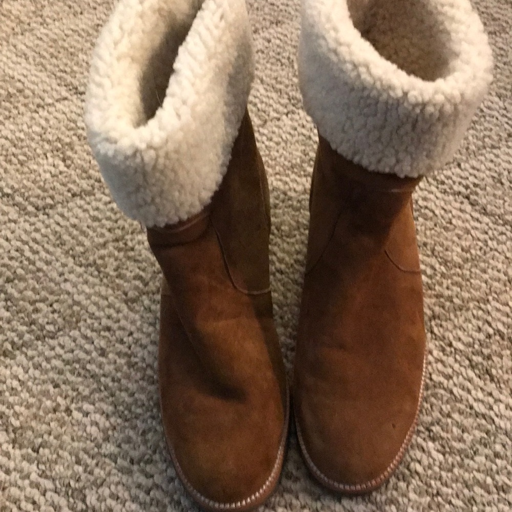 Coach boots